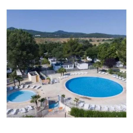 Le Domaine Des Iscles Hotel La Roque-d'Antheron Exterior foto